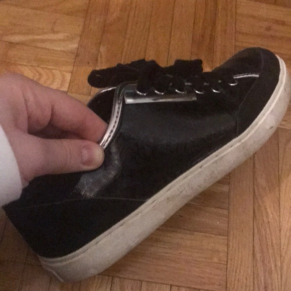 Guess sneakers - Picture 3 of 4